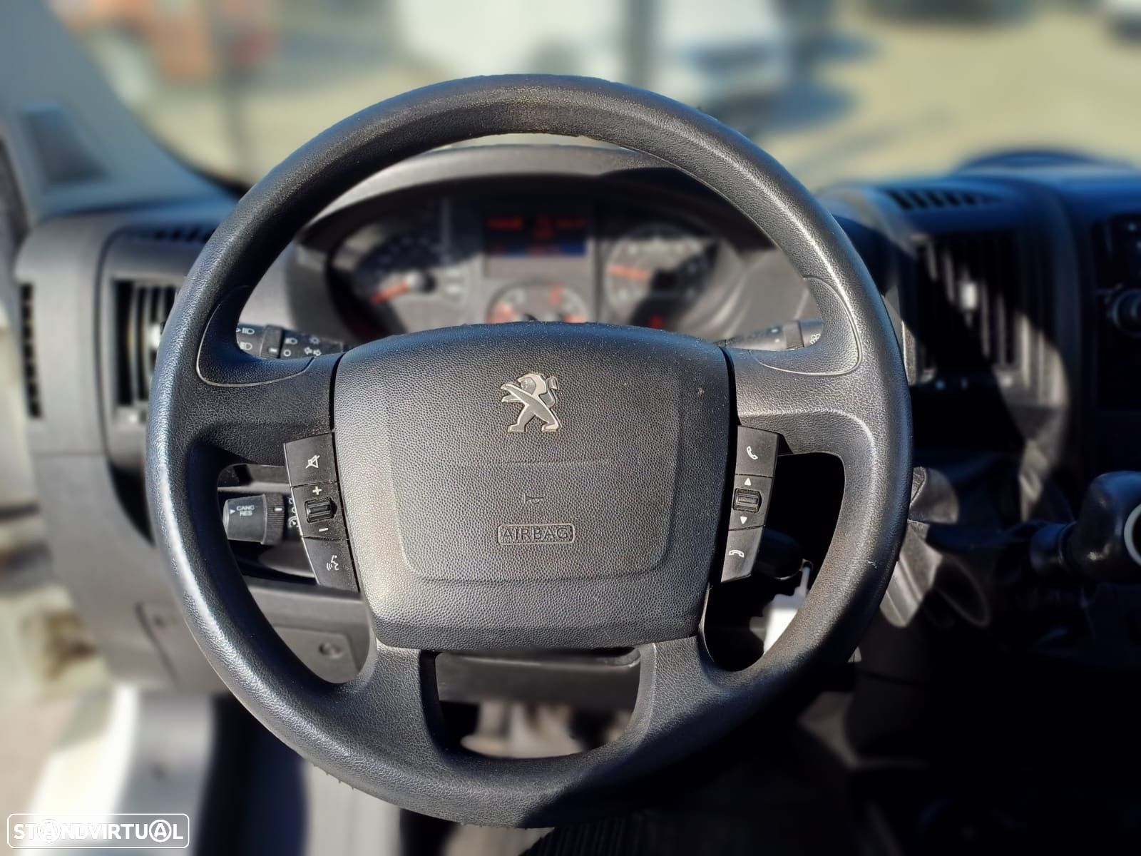 Peugeot Boxer 2.0 BlueHDi 335 L3 CD - 12