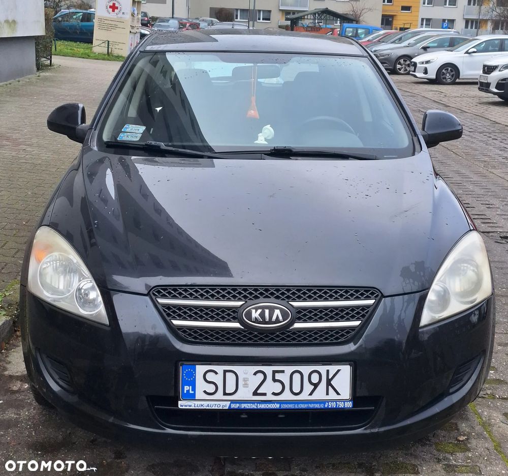Kia Ceed 1.4 Comfort + - 1