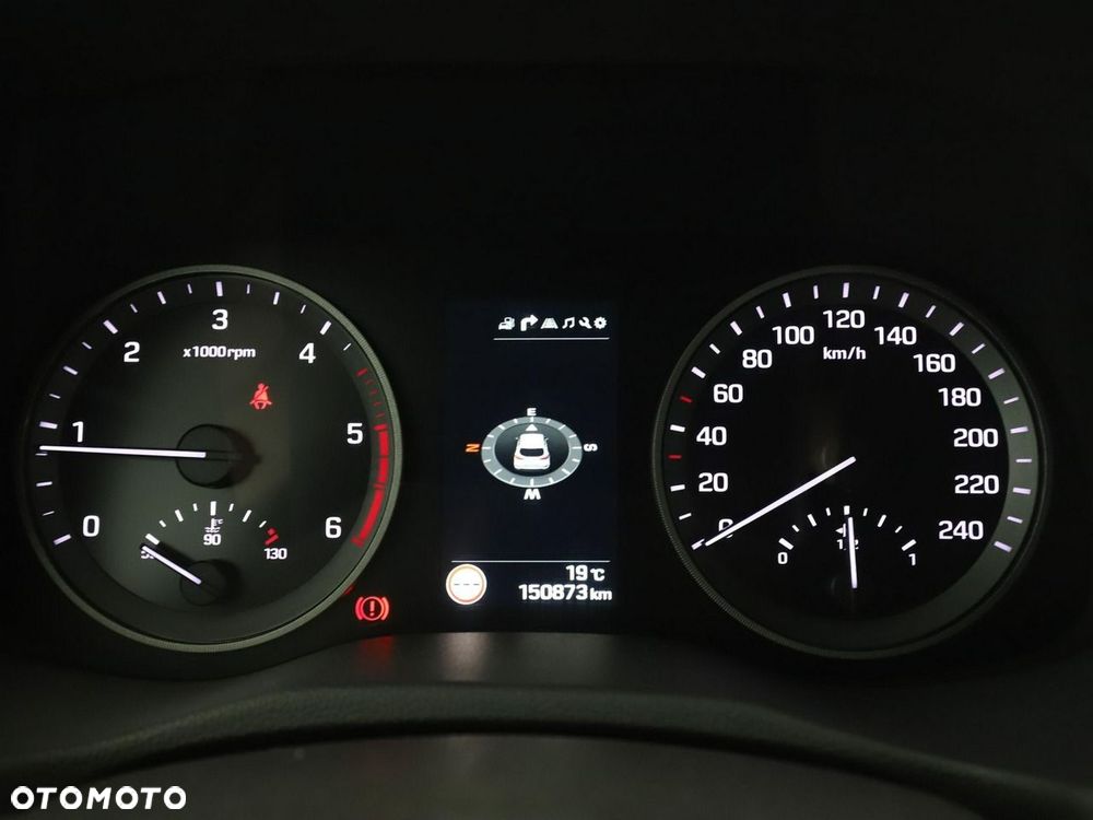 Hyundai Tucson 1.7 CRDI BlueDrive Comfort 2WD - 23
