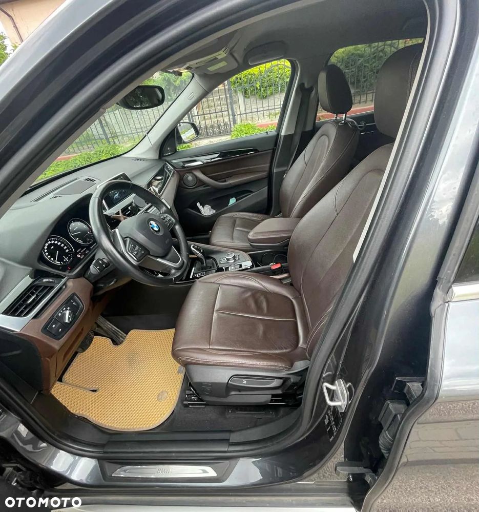 BMW X1 sDrive20d - 14