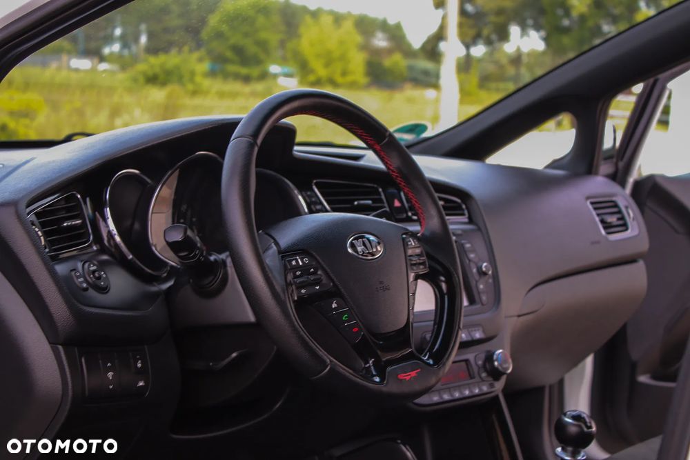 Kia Ceed 1.6 T-GDI GT-Track - 27