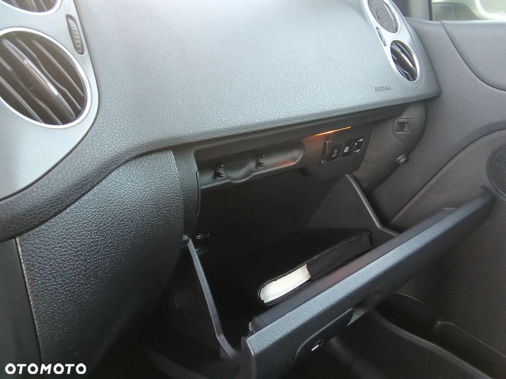 Volkswagen Golf Plus - 30