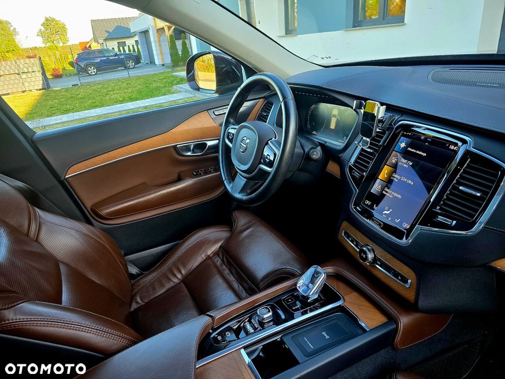 Volvo XC 90 B5 D AWD Inscription 7os - 23