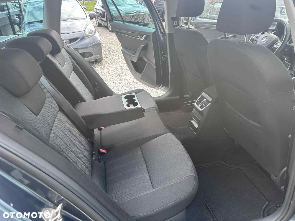 Skoda Octavia 2.0 TDI 4x4 Style DSG - 18