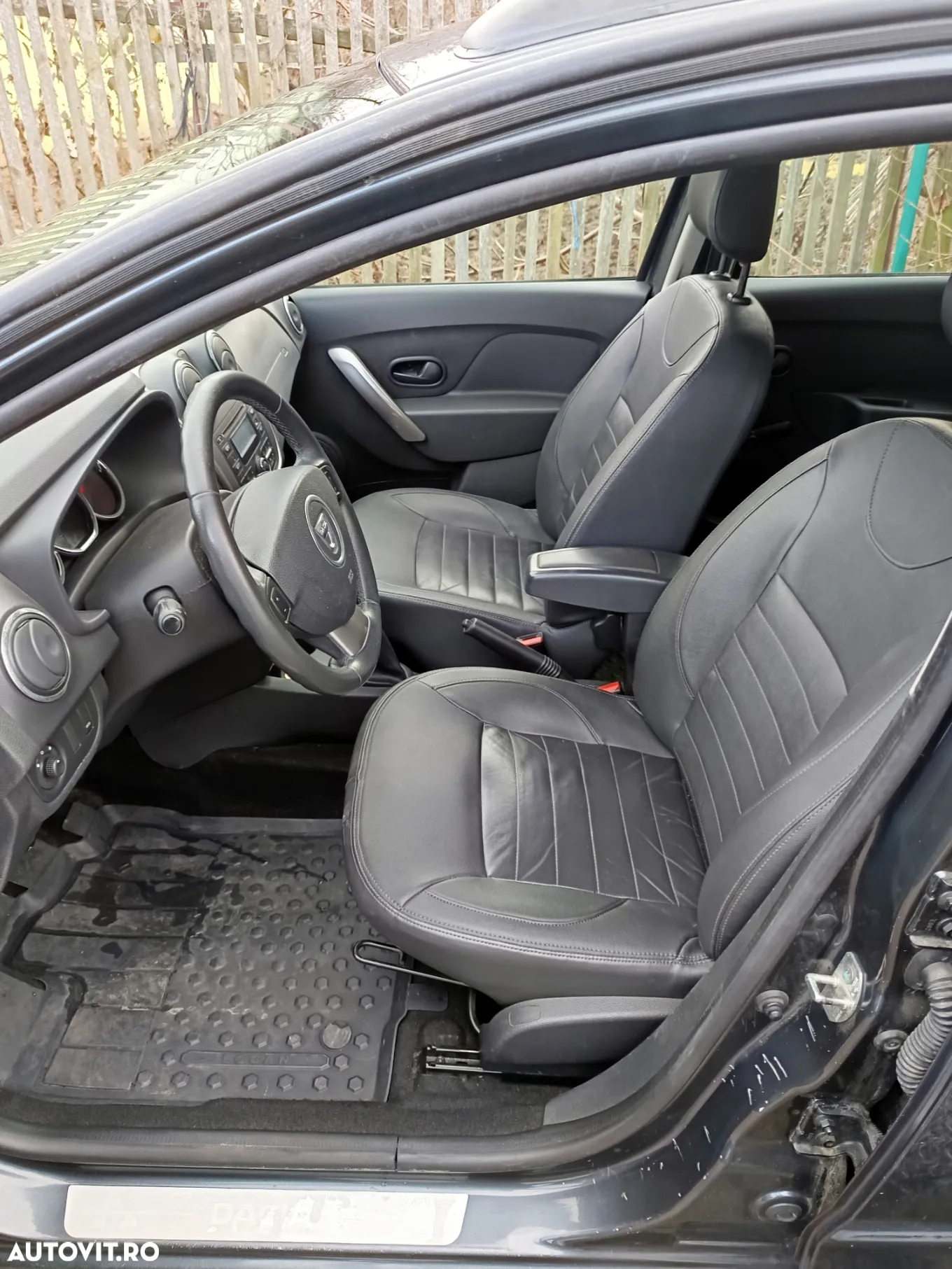 Dacia Logan 0.9 TCe 90 CP GPL Ambiance - 16