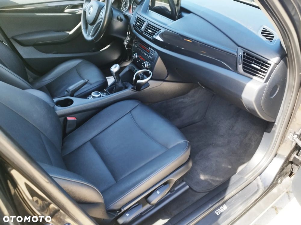 BMW X1 xDrive20d - 29