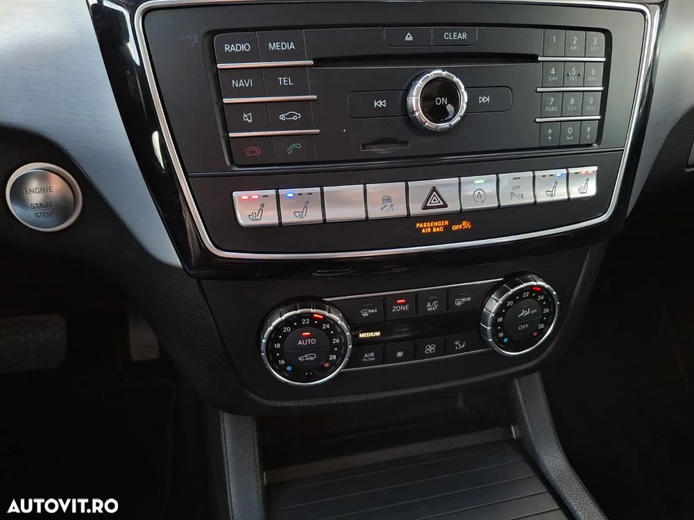 Mercedes-Benz GLS 400 4MATIC Aut - 32