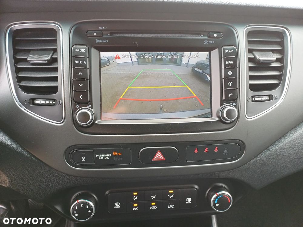 Kia Carens 1.7 CRDi 115 Dream Team Edition - 18