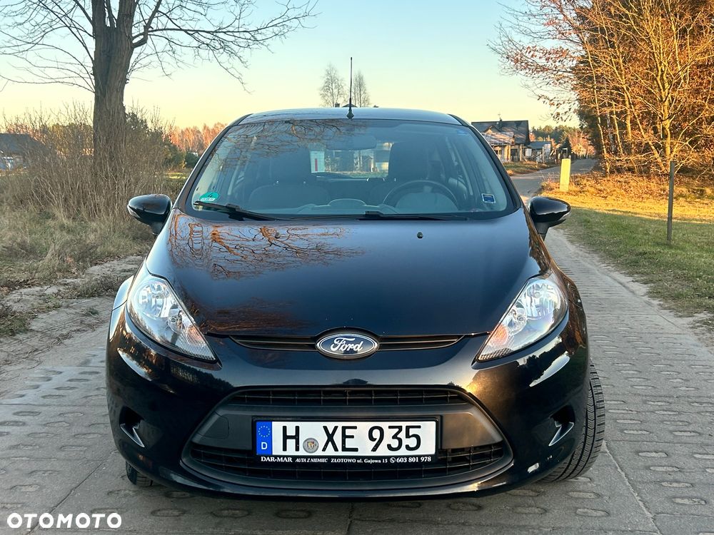 Ford Fiesta 1.25 Celebration - 12