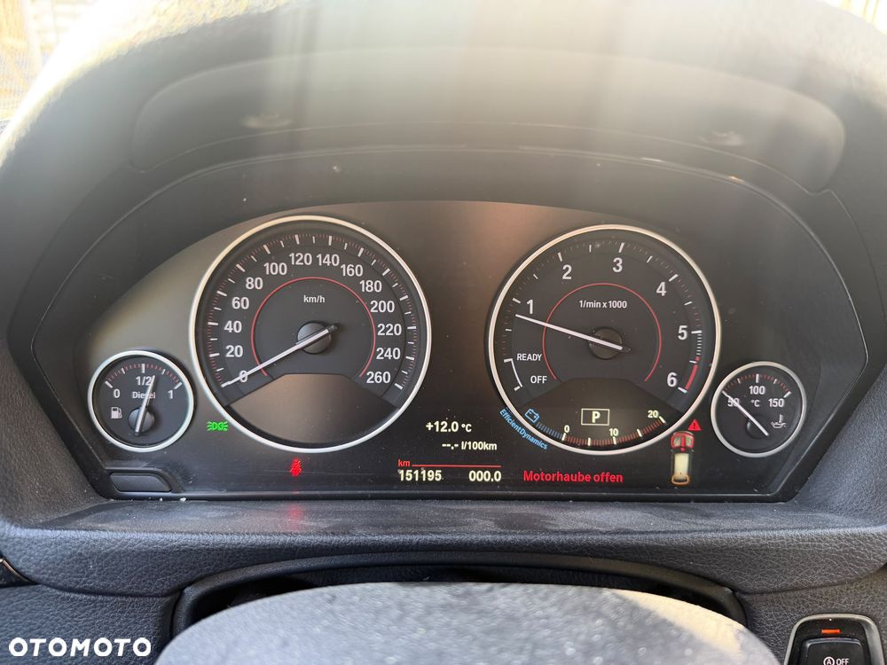 BMW Seria 3 320d - 10