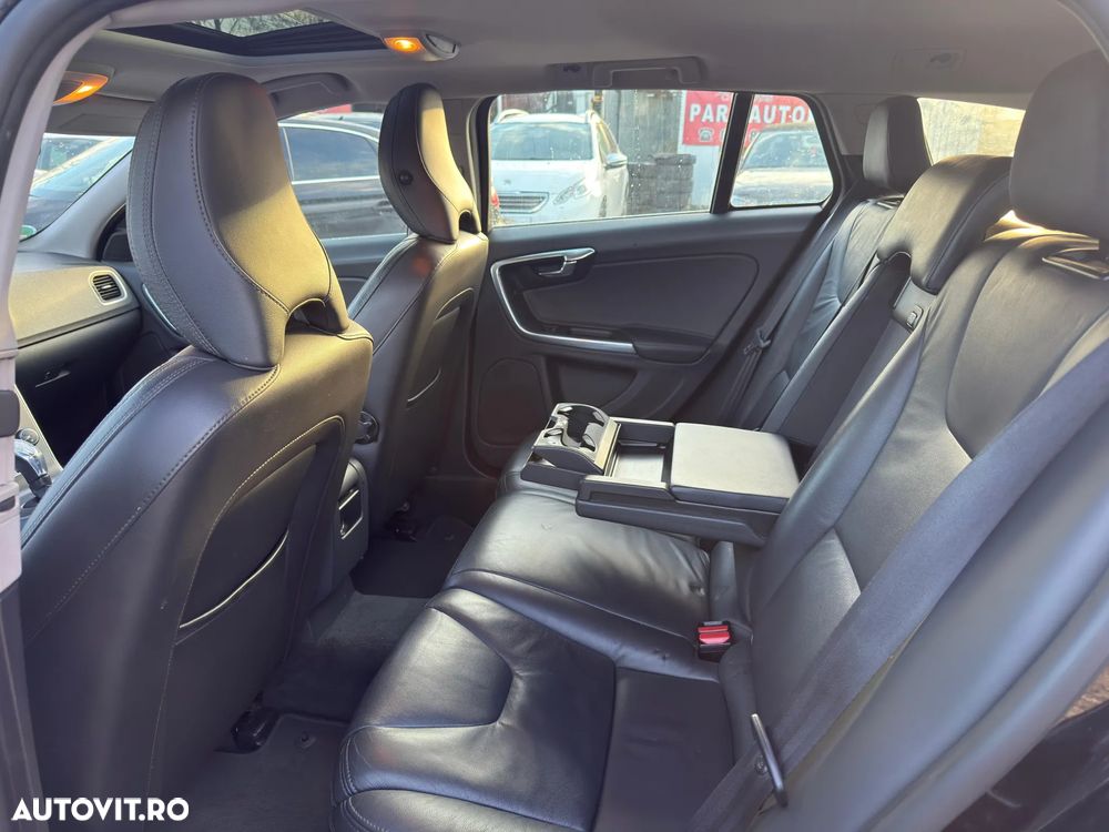Volvo V60 D4 Geartronic Momentum - 6