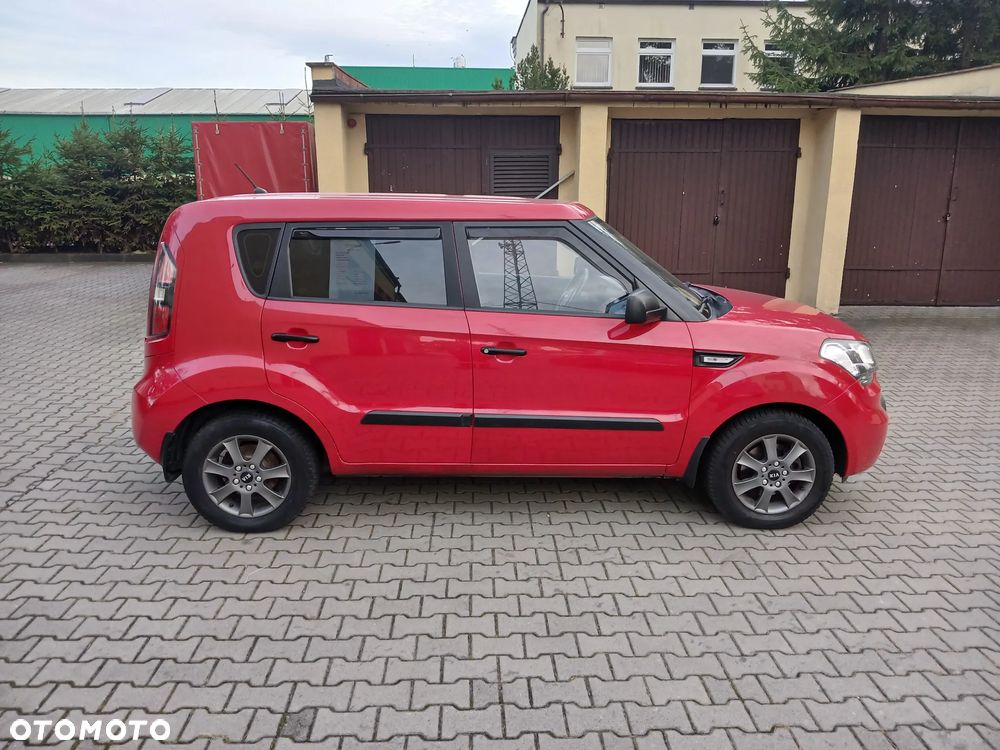 Kia Soul 1.6 L - 5