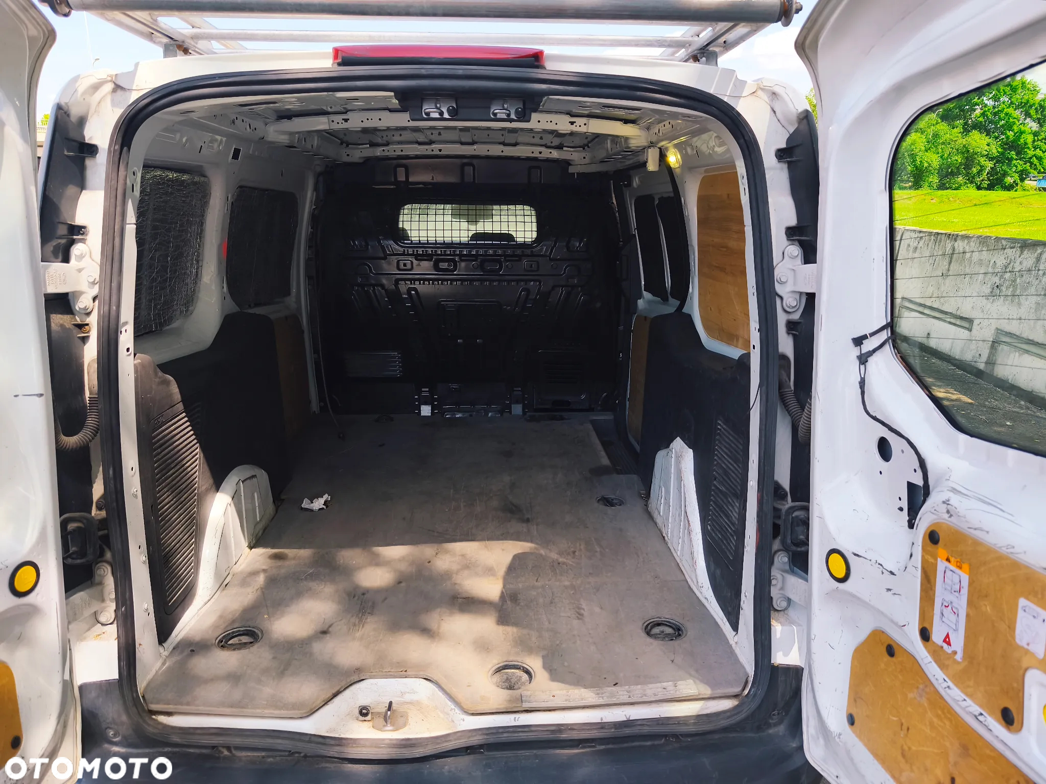 Ford Transit Connect L2 LONG - 12