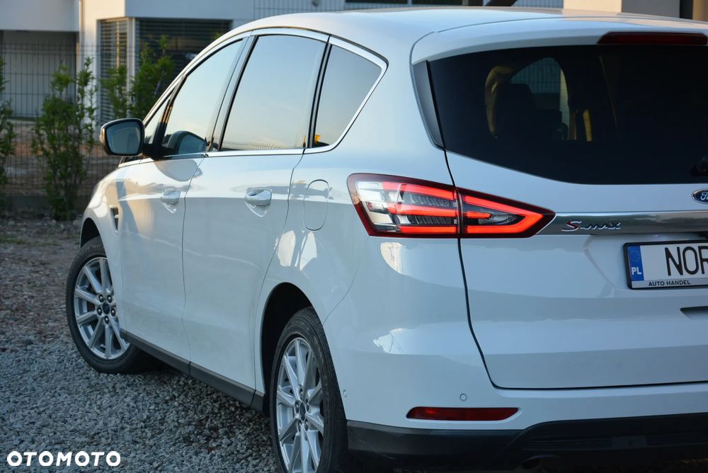 Ford S-Max 2.0 TDCi Titanium - 25