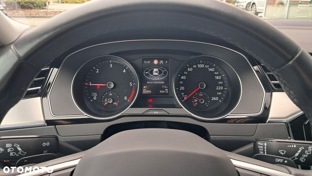 Volkswagen Passat 2.0 TDI EVO Elegance DSG - 11