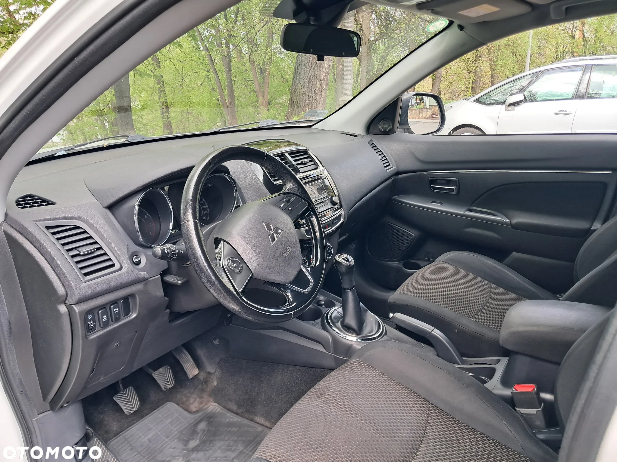 Mitsubishi ASX 1.6 Invite - 11