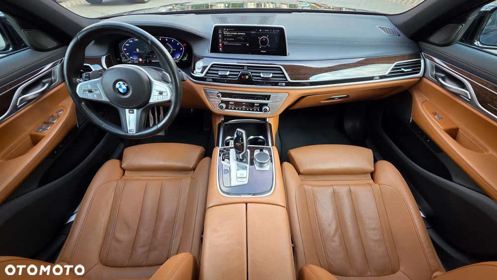 BMW Seria 7 - 21
