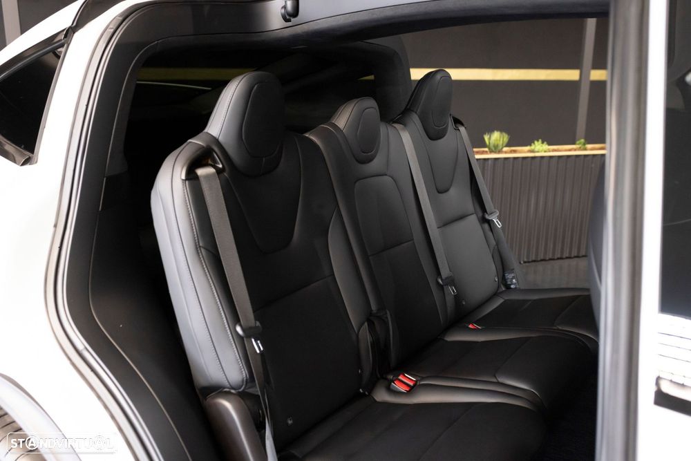 Tesla Model X Long Range - 40