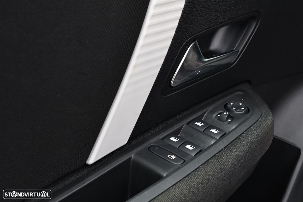 Citroën e-C4 50 kWh Plus - 16