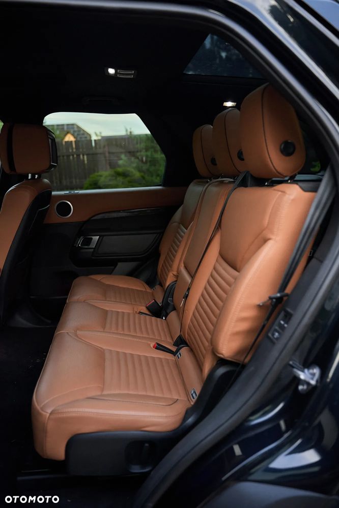Land Rover Discovery 3.0 Si6 HSE Luxury - 17