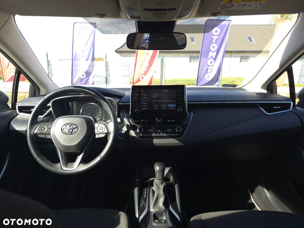 Toyota Corolla 1.8 Hybrid Comfort - 35