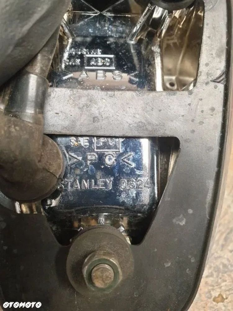 Lampa tył Yamaha Drag Star Classic / Road Star / Royal Star / Venture - 13