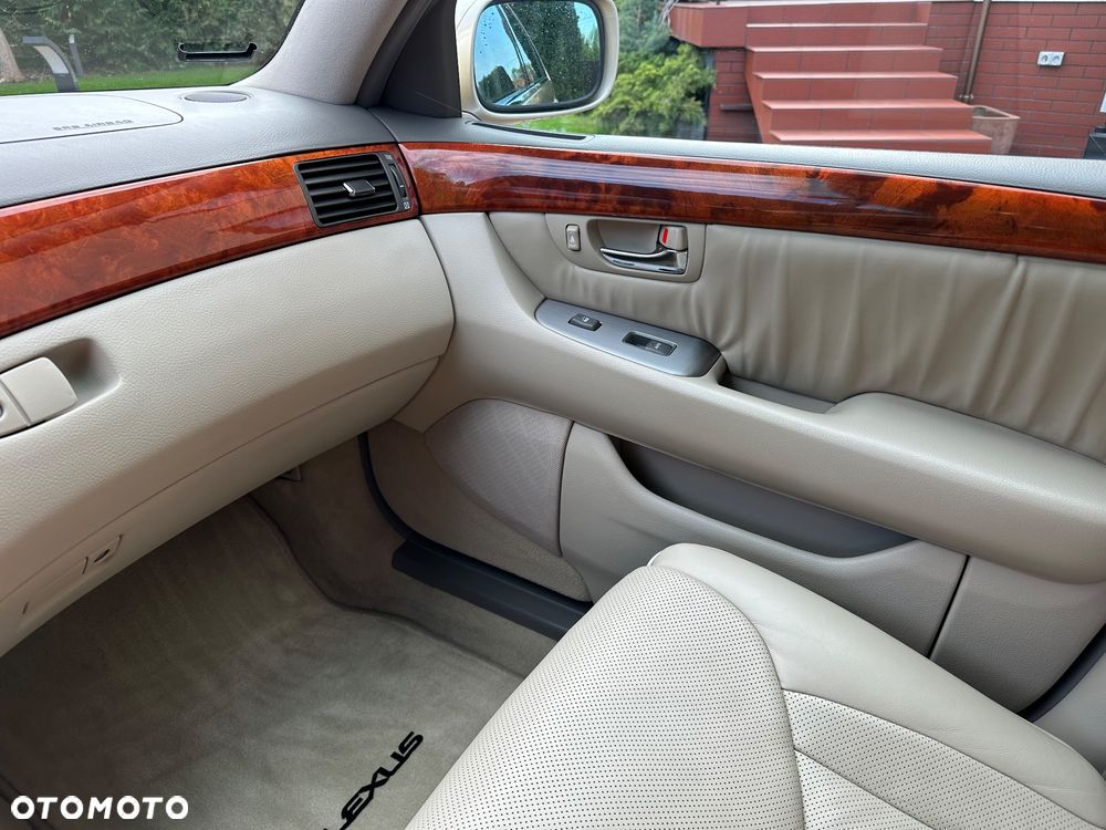 Lexus LS 430 Prestige - 8