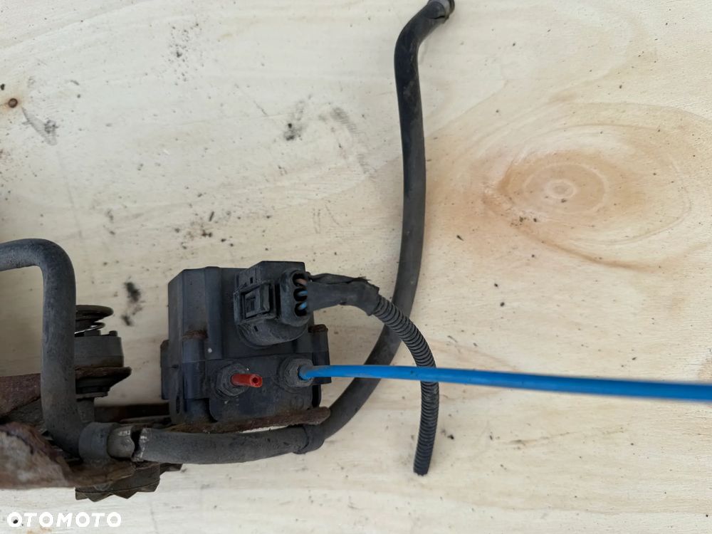 KOMPRESOR ZAWIESZENIA NIVO BMW E61 POMPA PNEUMATYKA E60 KOMBI TOURING 6785505 - 6