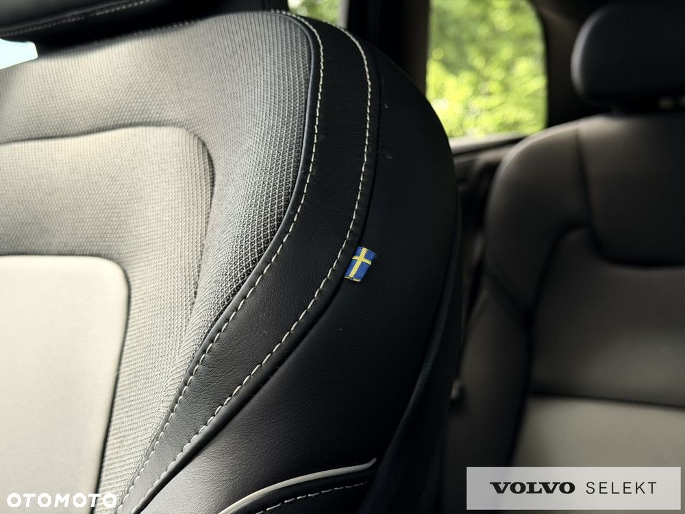 Volvo XC 60 - 38