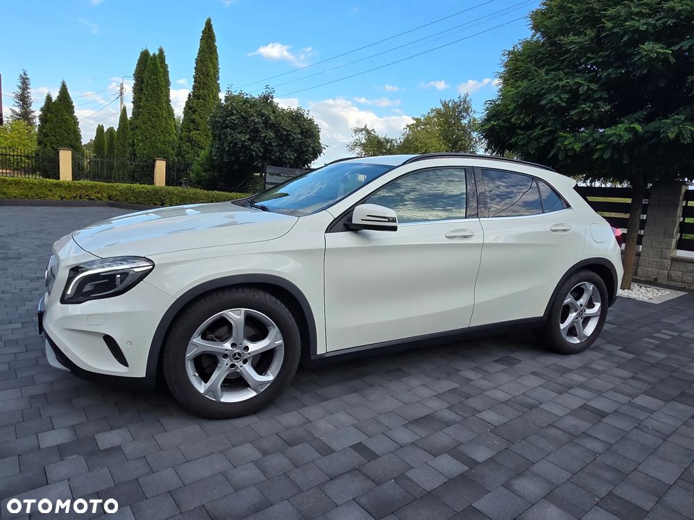Mercedes-Benz GLA 180 CDI Edition 1 - 2