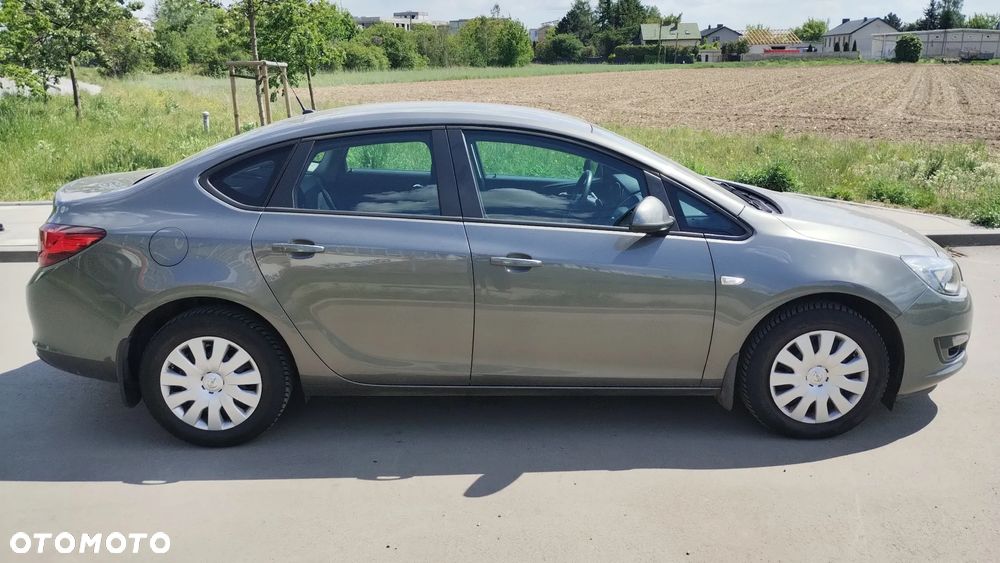 Opel Astra 1.4 T EU6 - 5