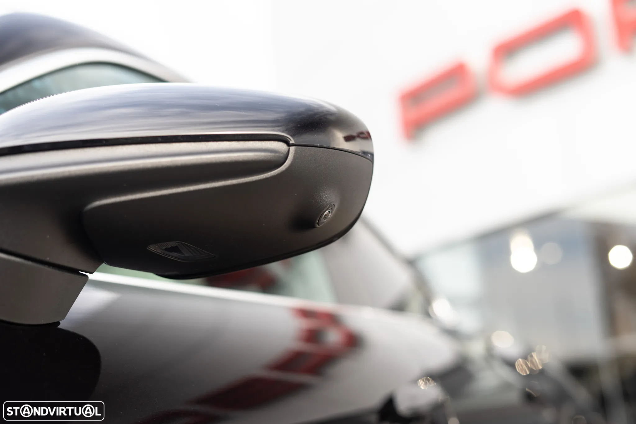 Porsche Taycan 4S - 31