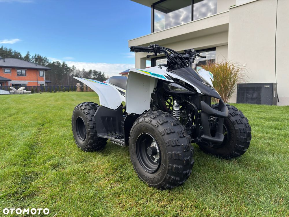 Yamaha YFZ - 8