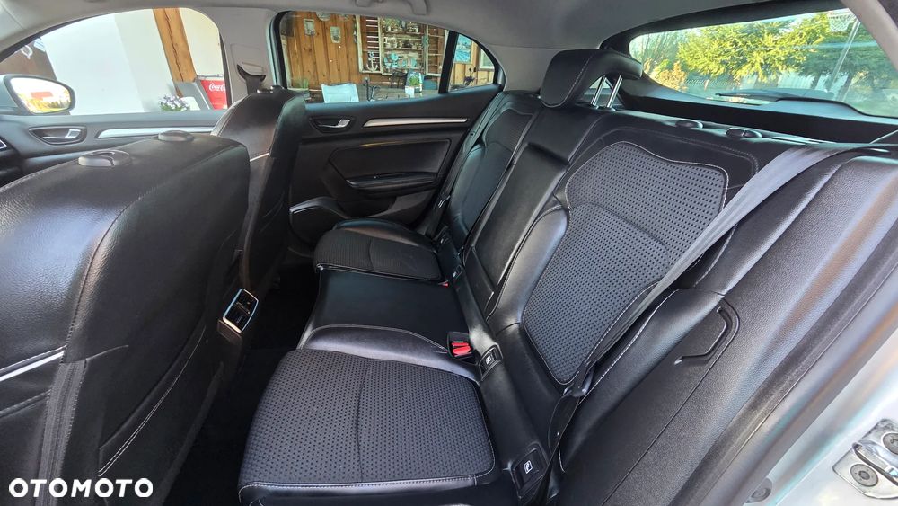 Renault Megane ENERGY dCi 130 BOSE EDITION - 11