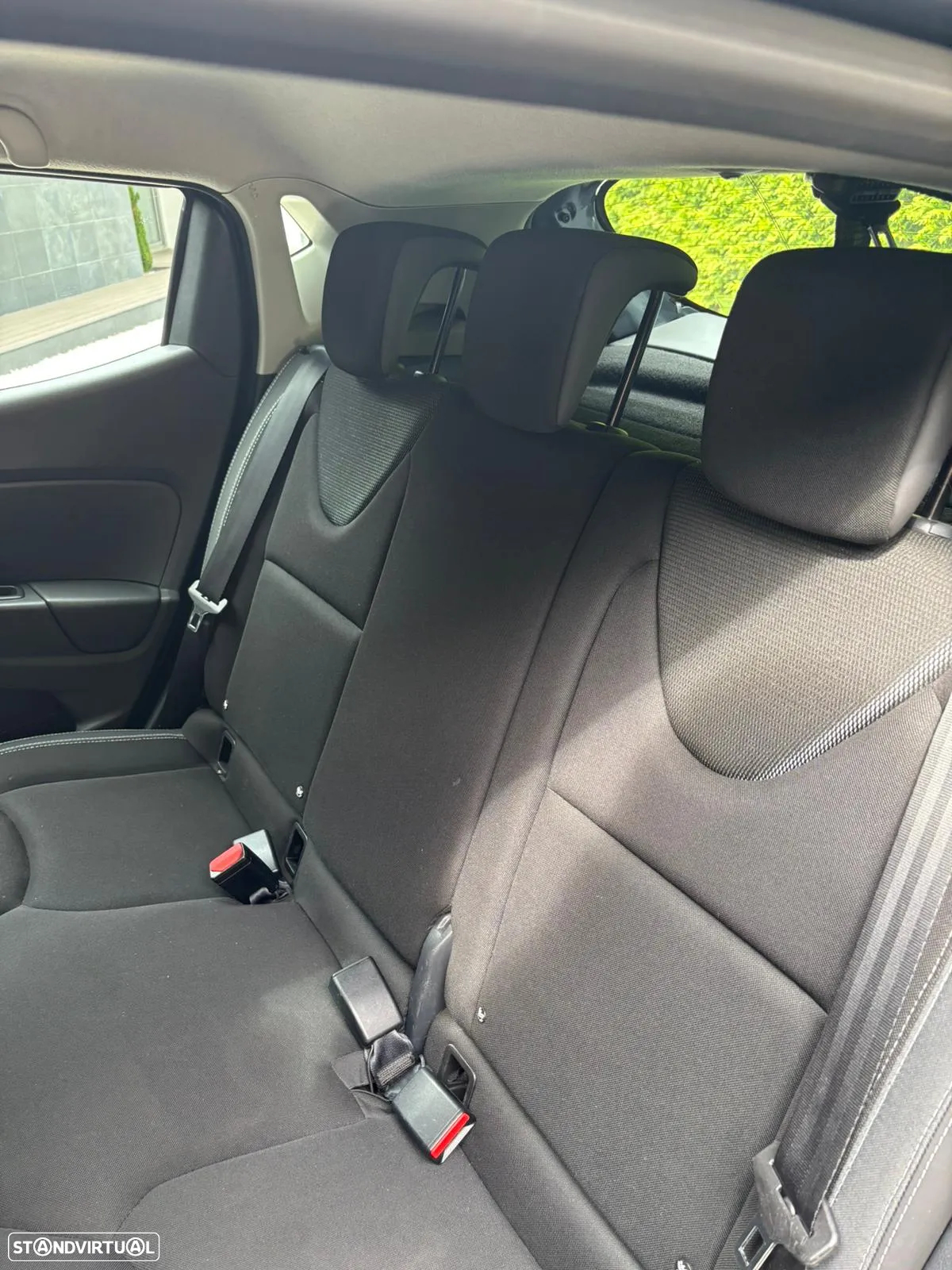 Renault Clio 0.9 TCe Limited - 12