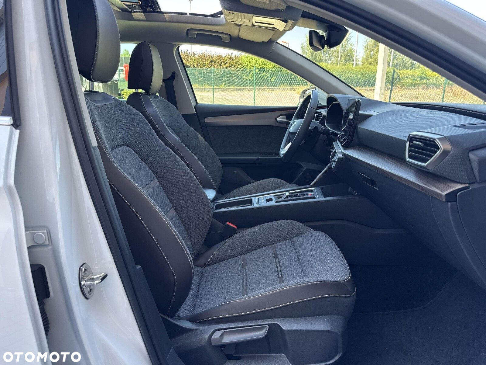 Seat Leon 2.0 TDI Xcellence DSG - 17