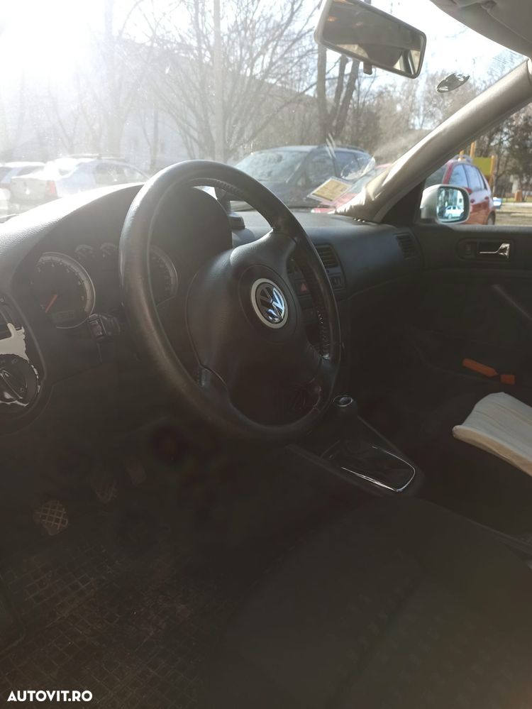 Volkswagen Bora Variant 1.6 - 2