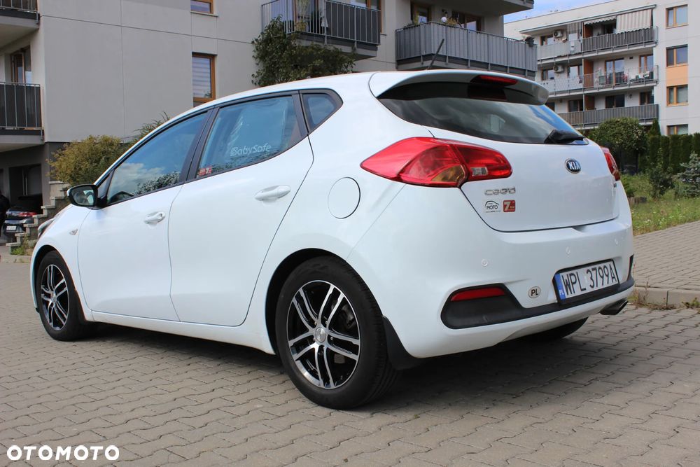 Kia Ceed 1.4 CRDi S - 9