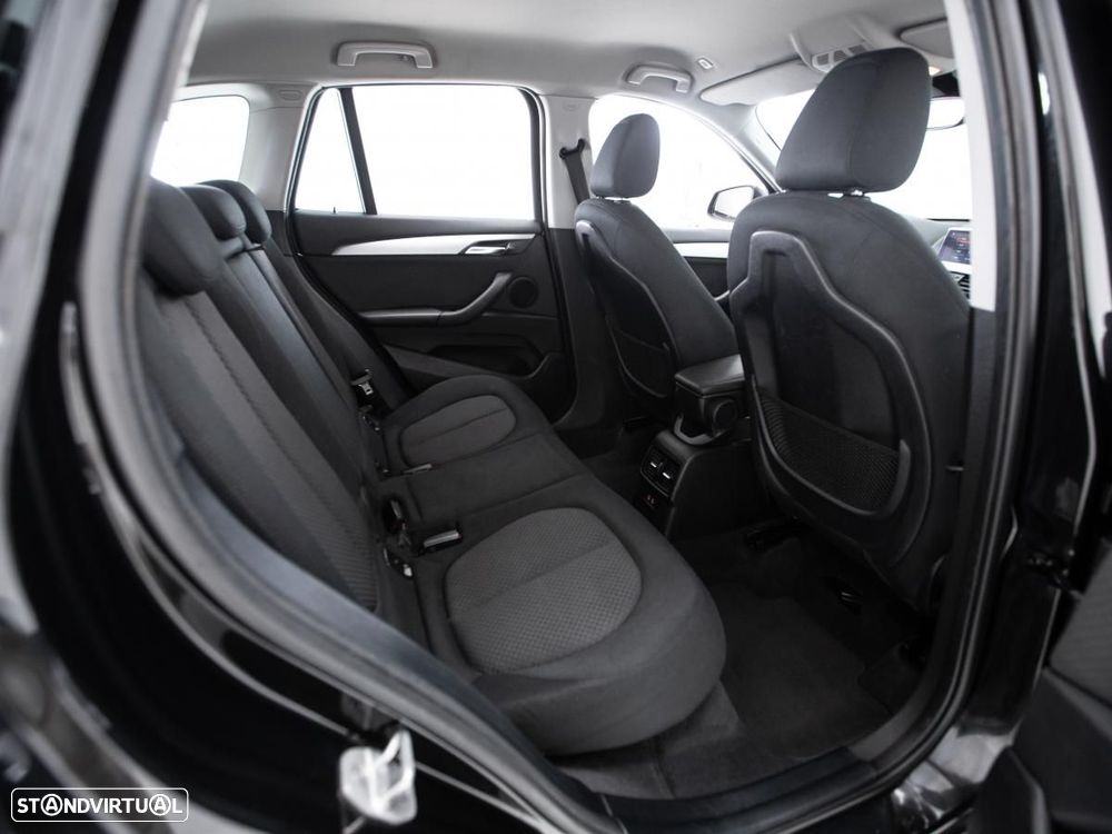 BMW X1 16 d sDrive Auto - 12