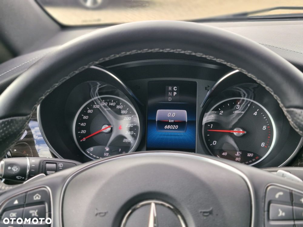 Mercedes-Benz Klasa V 2022
