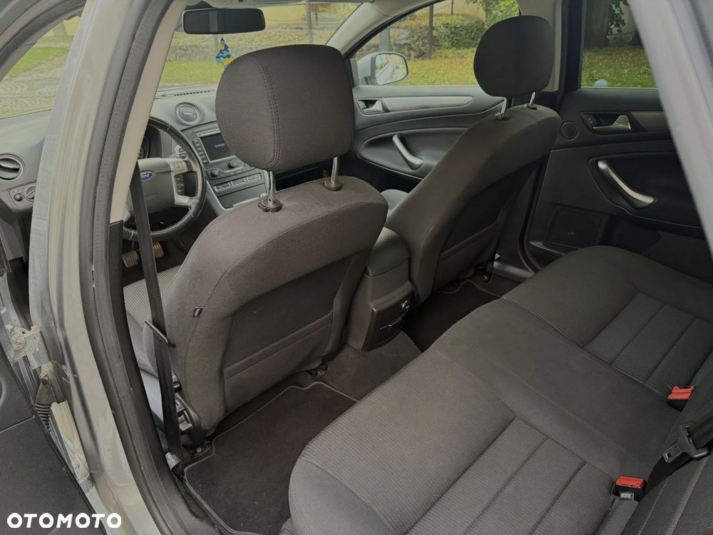 Ford Mondeo 2.0 TDCi Titanium - 15