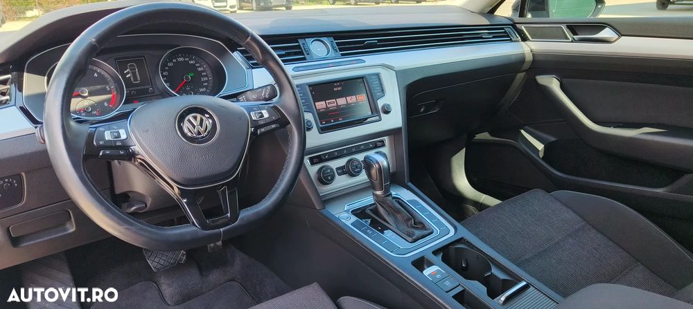 Volkswagen Passat 2.0 TDI SCR DSG - 18