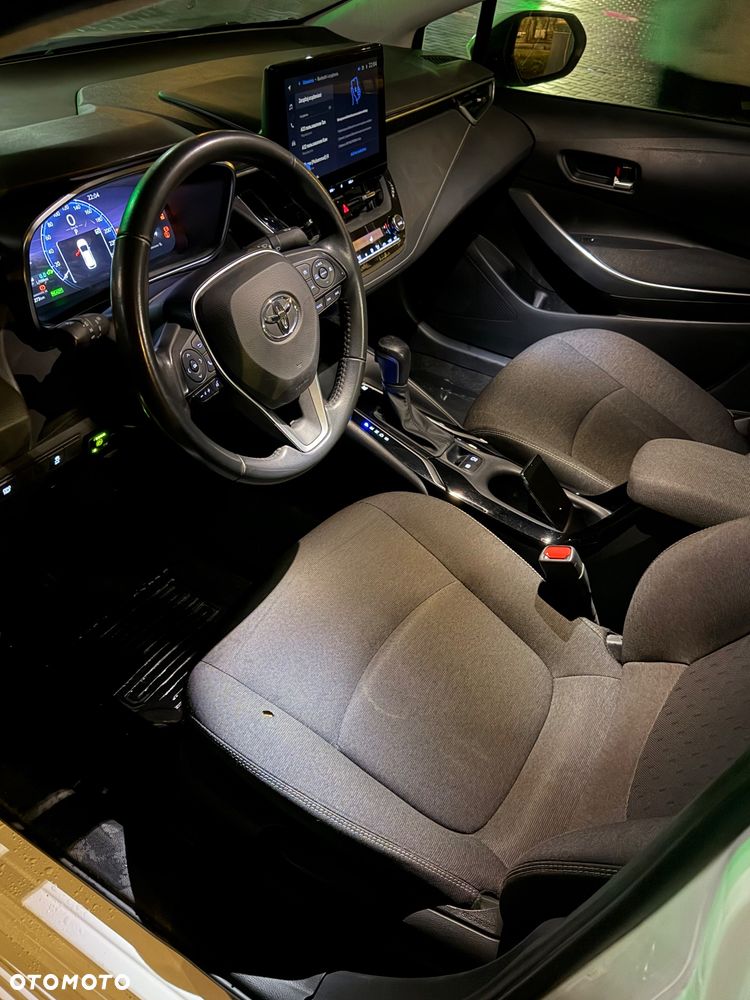 Toyota Corolla 1.8 Hybrid Comfort - 11