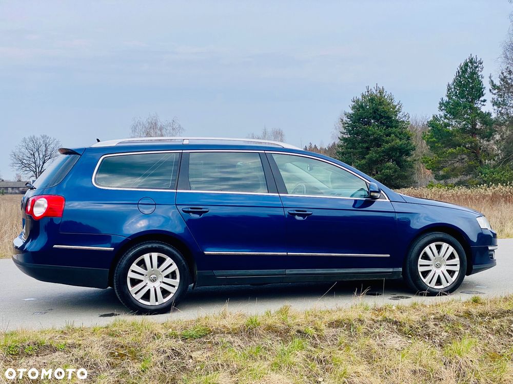 Volkswagen Passat 2.0 TDI Highline - 17