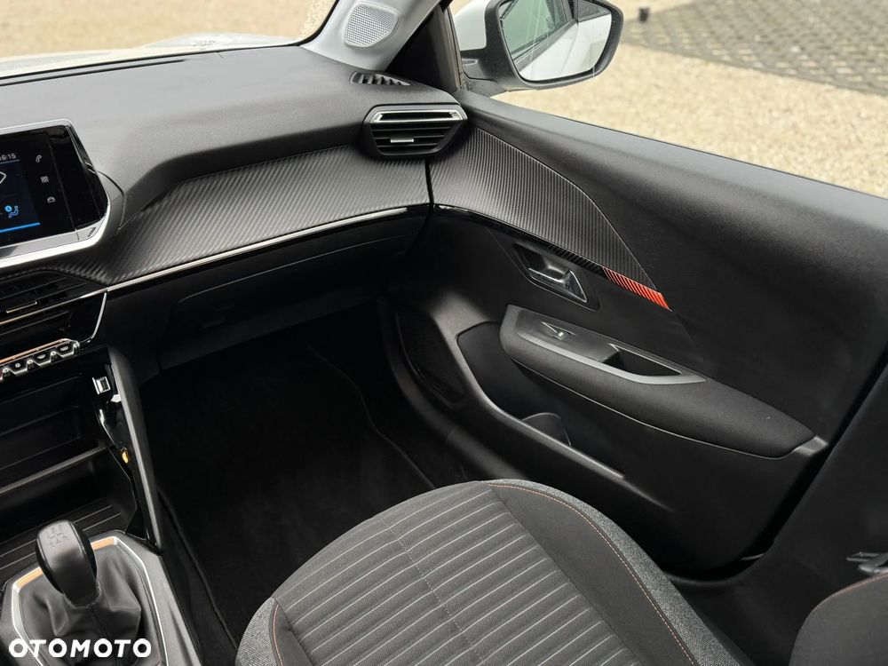 Peugeot 208 1.2 PureTech Style S&S - 16