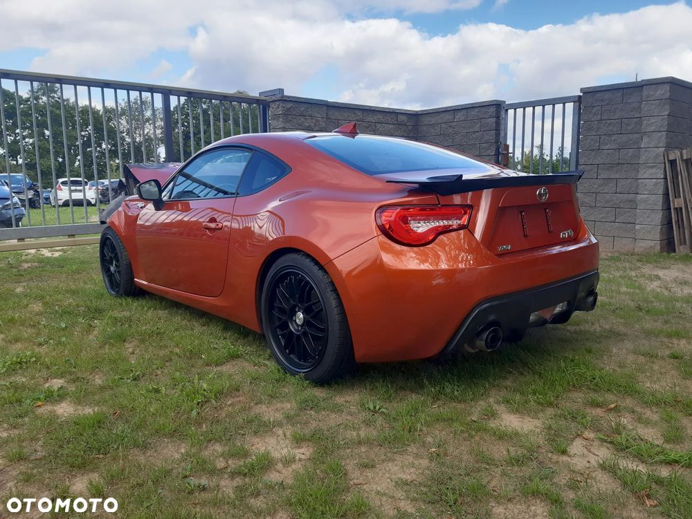 Toyota GT86 2.0 Prestige - 6