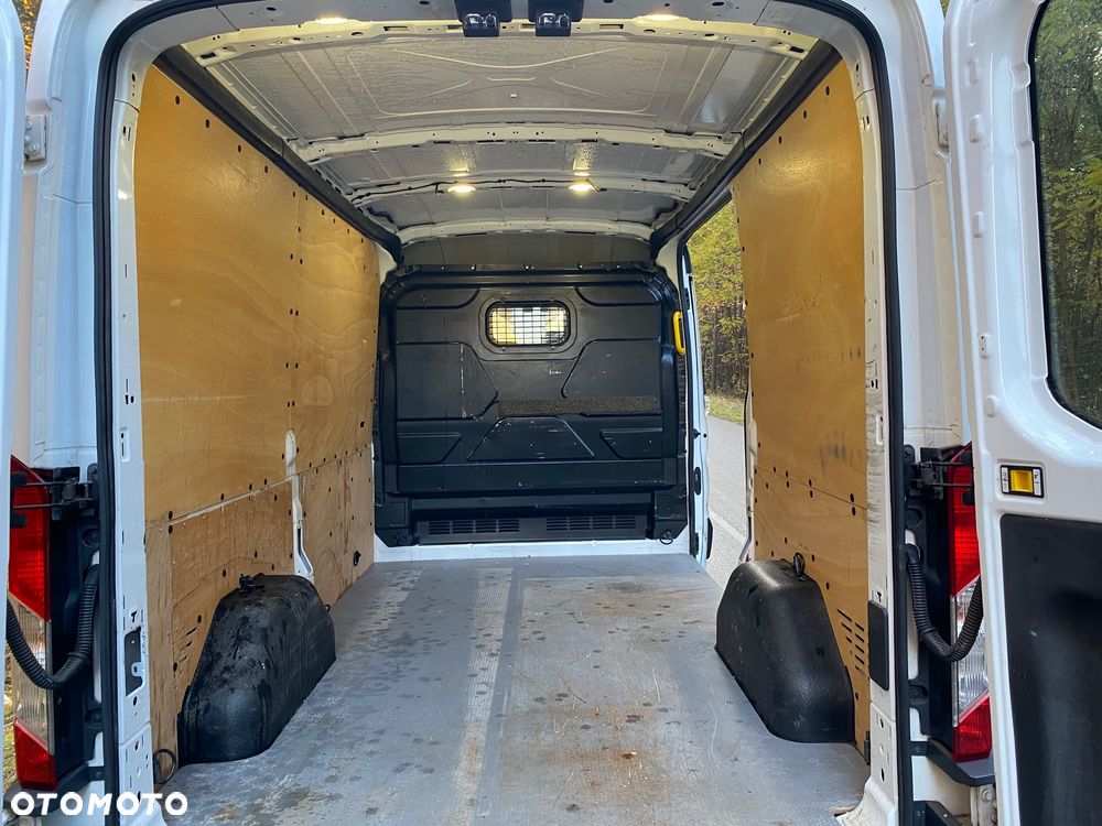 Ford Transit - 27