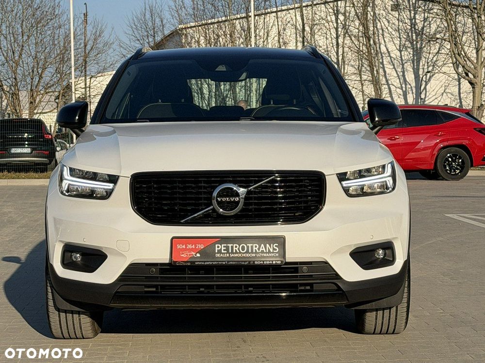 Volvo XC 40 D4 SCR AWD R-Design - 3