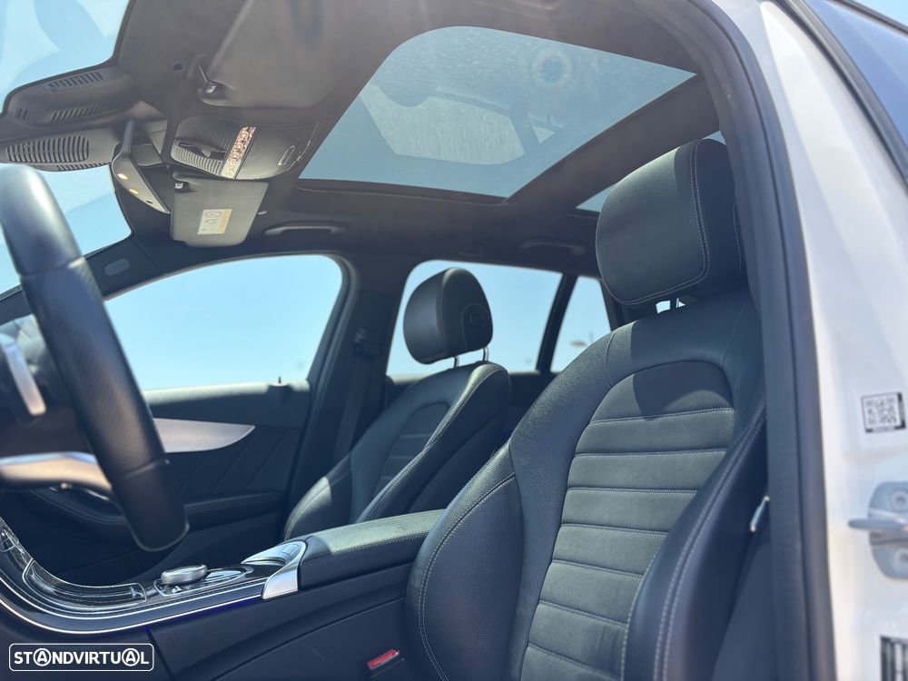 Mercedes-Benz C 300 e AMG Line - 17