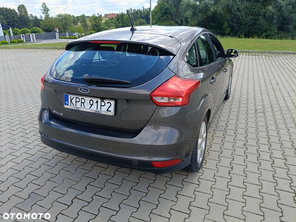 Ford Focus 1.6 Trend - 4